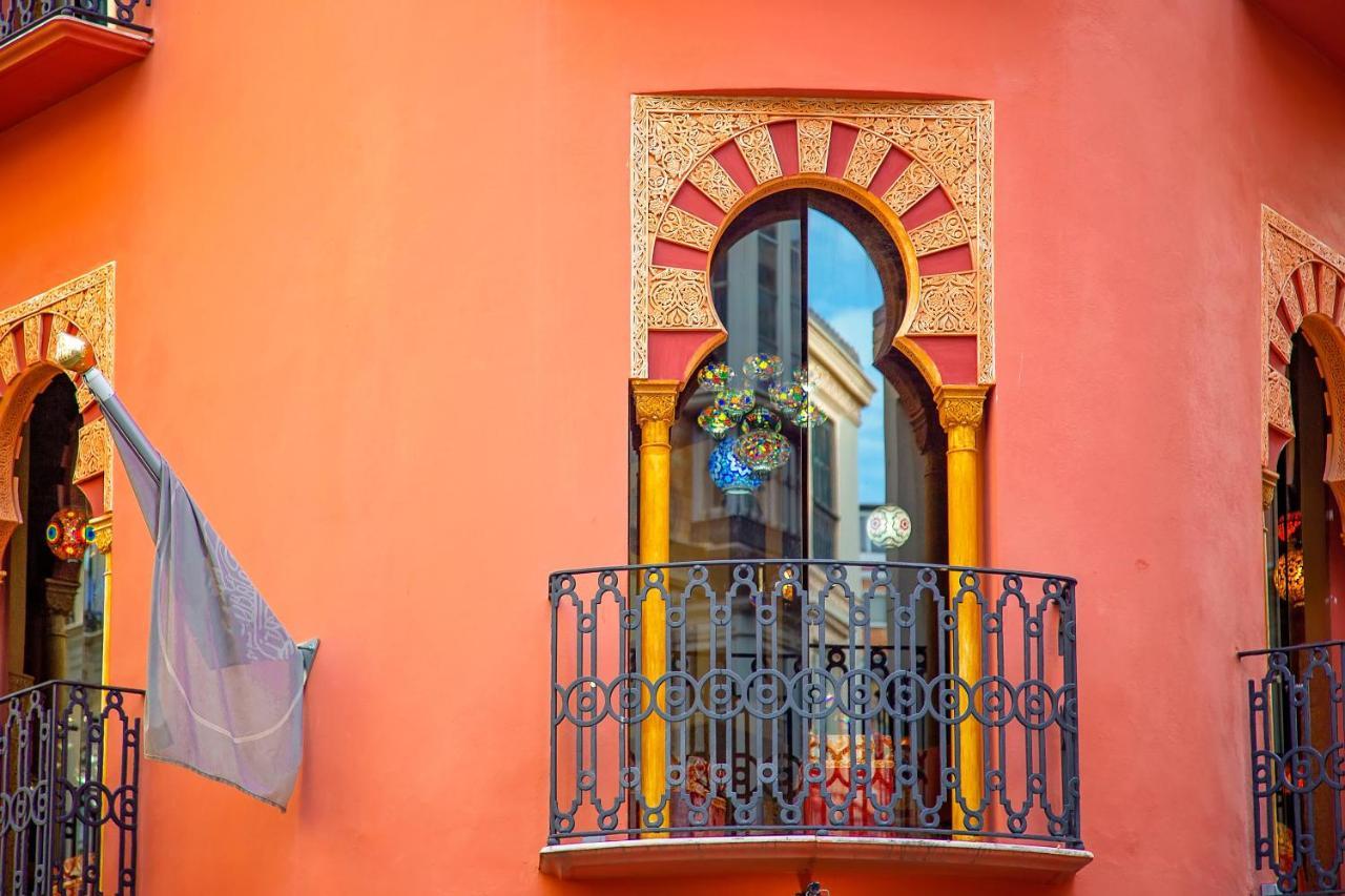 Malaga Centre Apartment With Parking Dış mekan fotoğraf